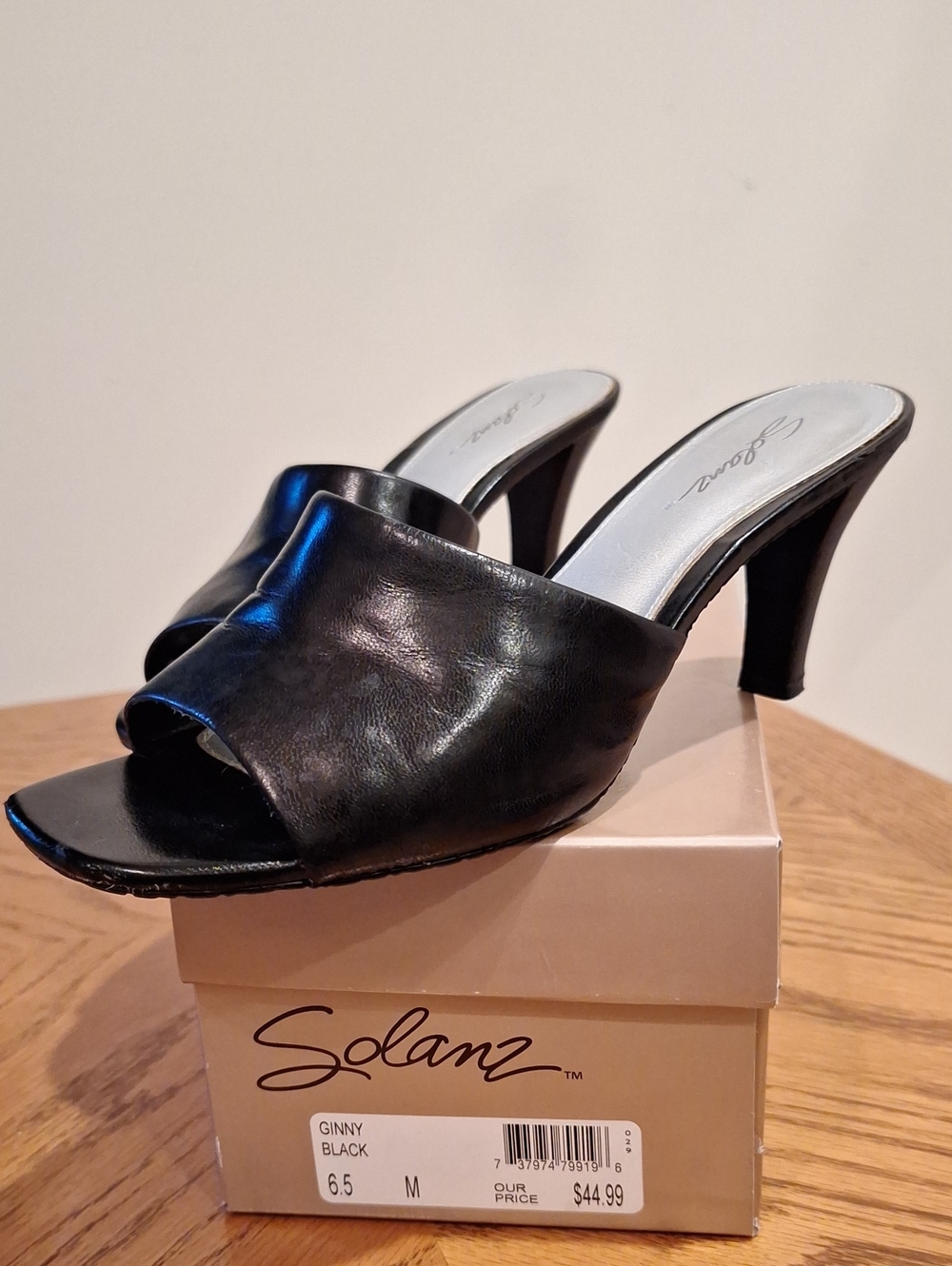 Solanz Ginny Black Leather Open-Toe Heels